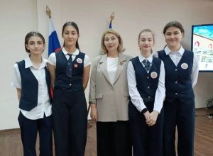 Институт педагогики, психологии и ФСО КБГУ провел профориентационную встречу со старшеклассниками  в «Солнечном городе»